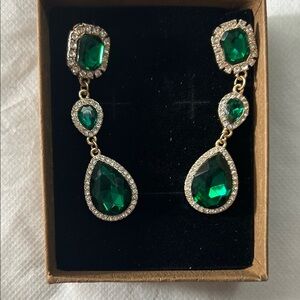 Elegant Green Drop Earrings
